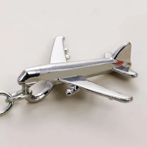 Airplane Charm Keychain Silver Plated Gift Plane Aircraft Fly Pilot Travel Toy - Picture 3 of 6